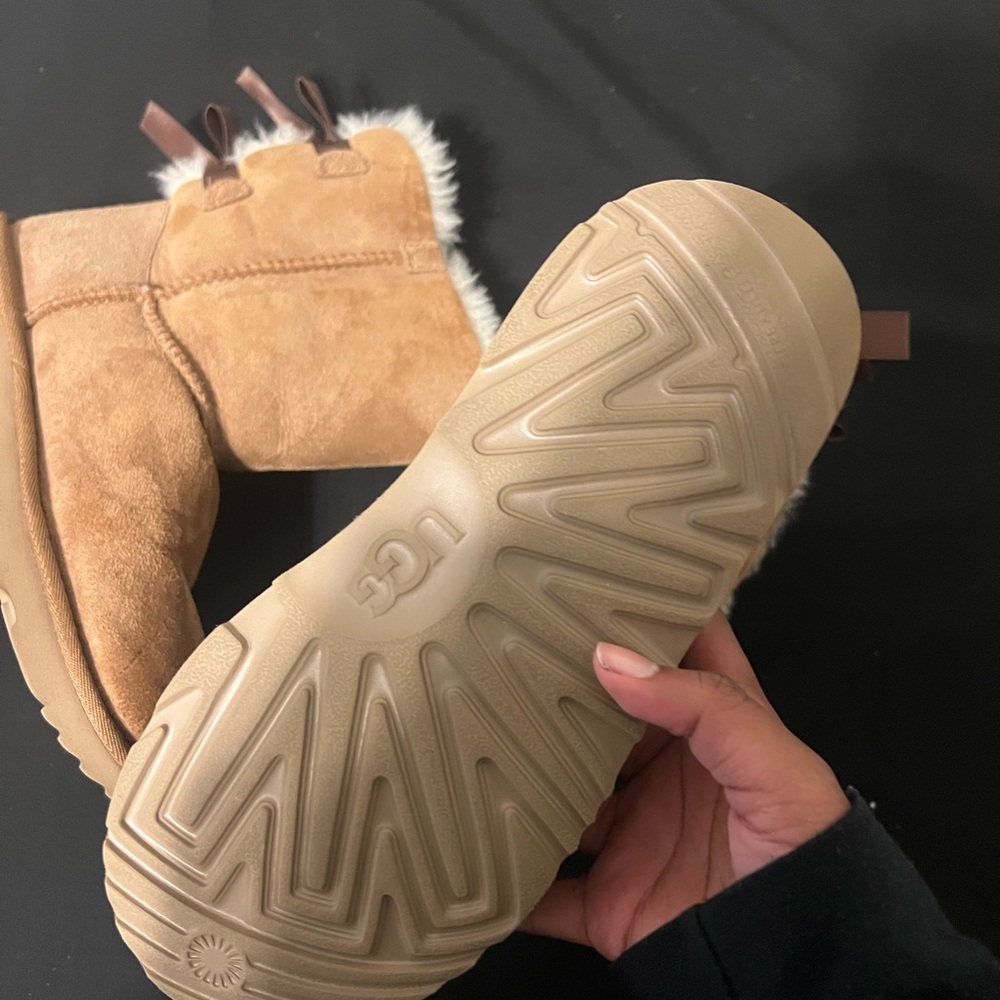 Uggs Bailey Bow 2 - image 4